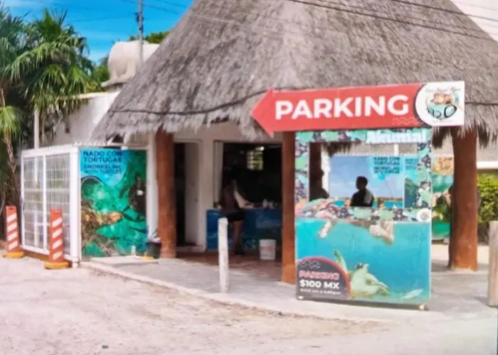 Akumalito Santamar Akumal